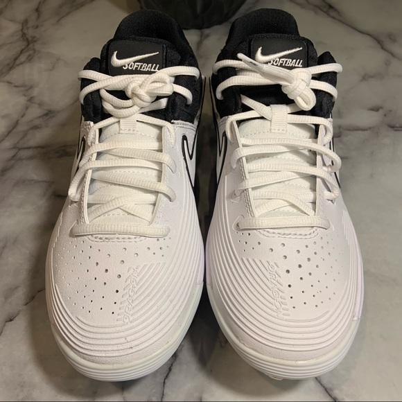Nike Zoom Hyperdiamond 3 Elite Softball Cleats - Picture 5 of 12